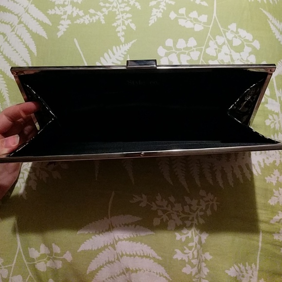 NWOT Style & co. Lace Clutch - Picture 2 of 4